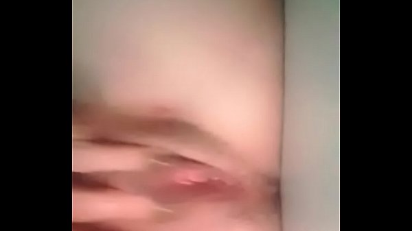 Em gái Sài Gòn thủ dâm khoe hàng